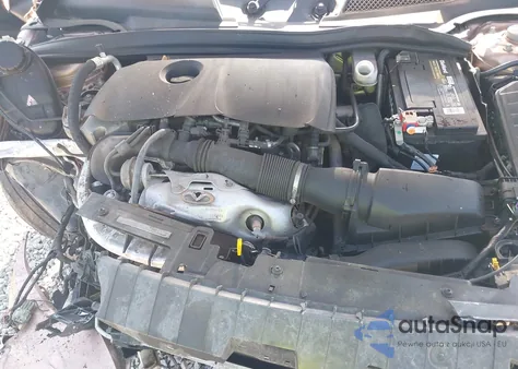 2018 Infiniti Qx30 Premium из США, поврежденный, VIN SJKCH5CR6JA042582